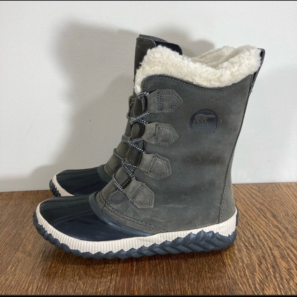 New Sorel Waterproof Out n About Duck Women’s 6